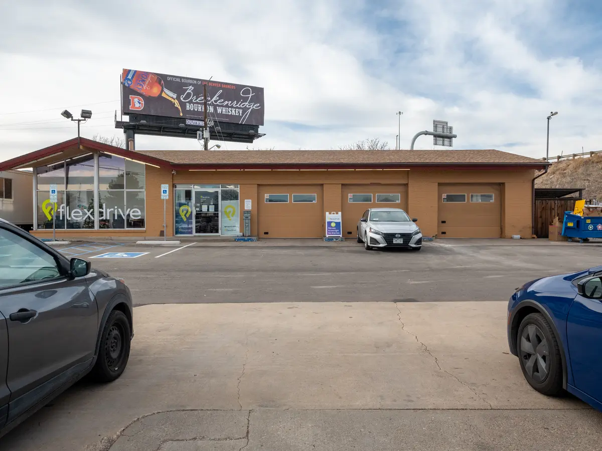 Exterior of a commercial vehicle service facility completed by C-Cubed Contracting
